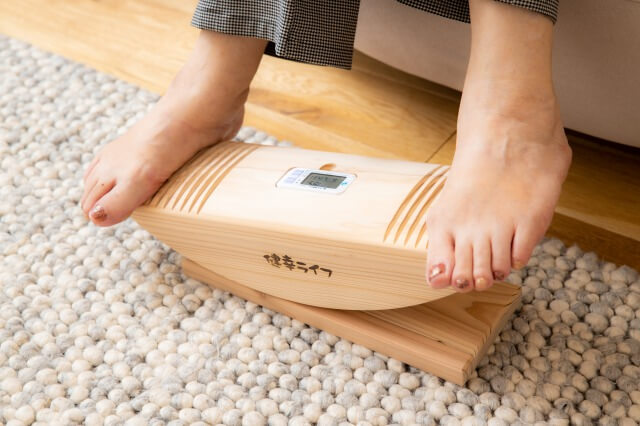 高齢者必見!健康維持にお勧めの運動器具「あしふみ健幸ライフ」!